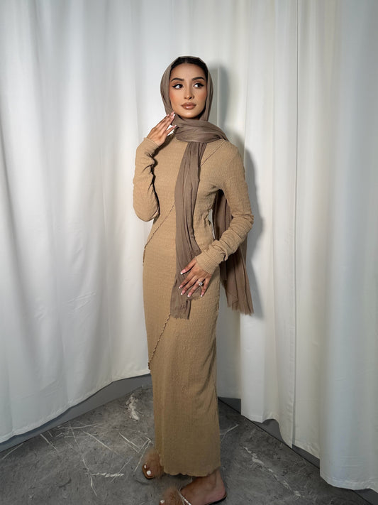 FREYA HEMMED TEXTURED MAXI