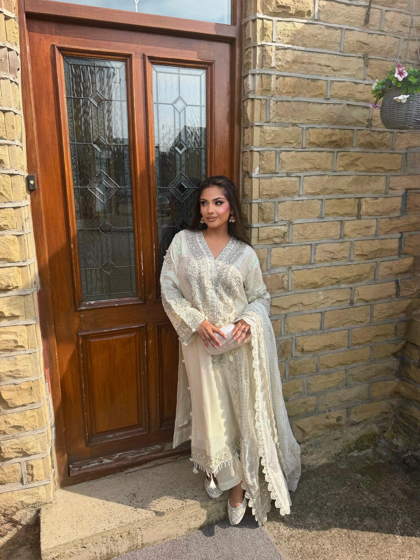 WHITE SEQUIN LONG KAMEEZ 3 PIECE SUIT