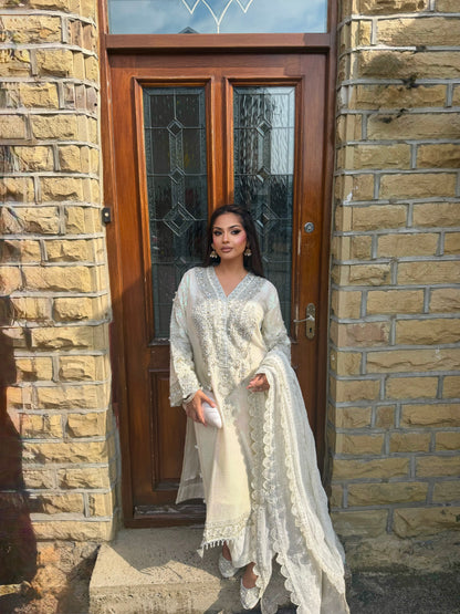 WHITE SEQUIN LONG KAMEEZ 3 PIECE SUIT