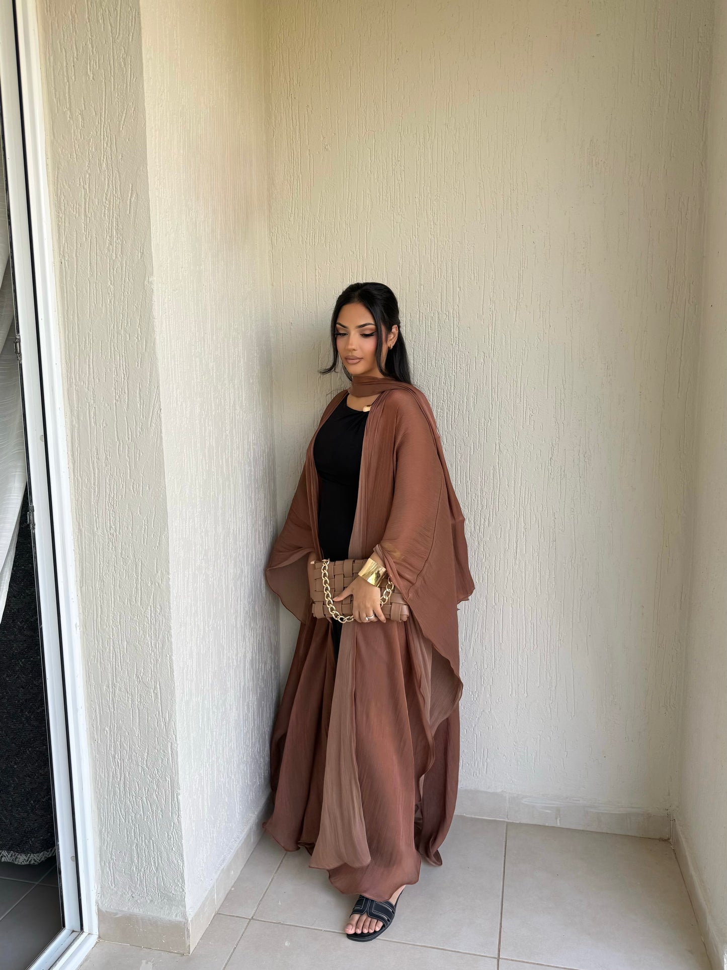 NOURAH ORGANZA CAPE OPEN ABAYA