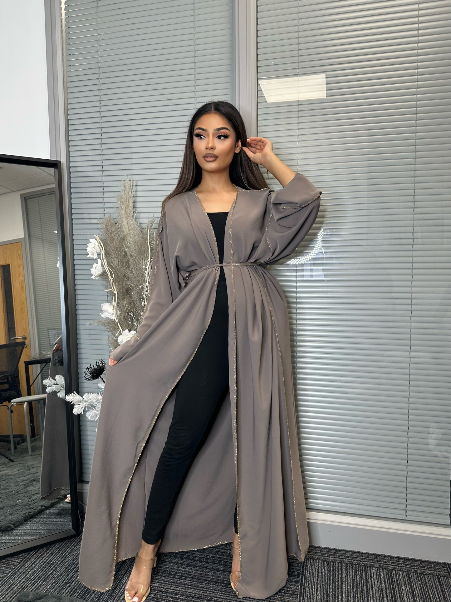 GLITTER TRIM ABAYA