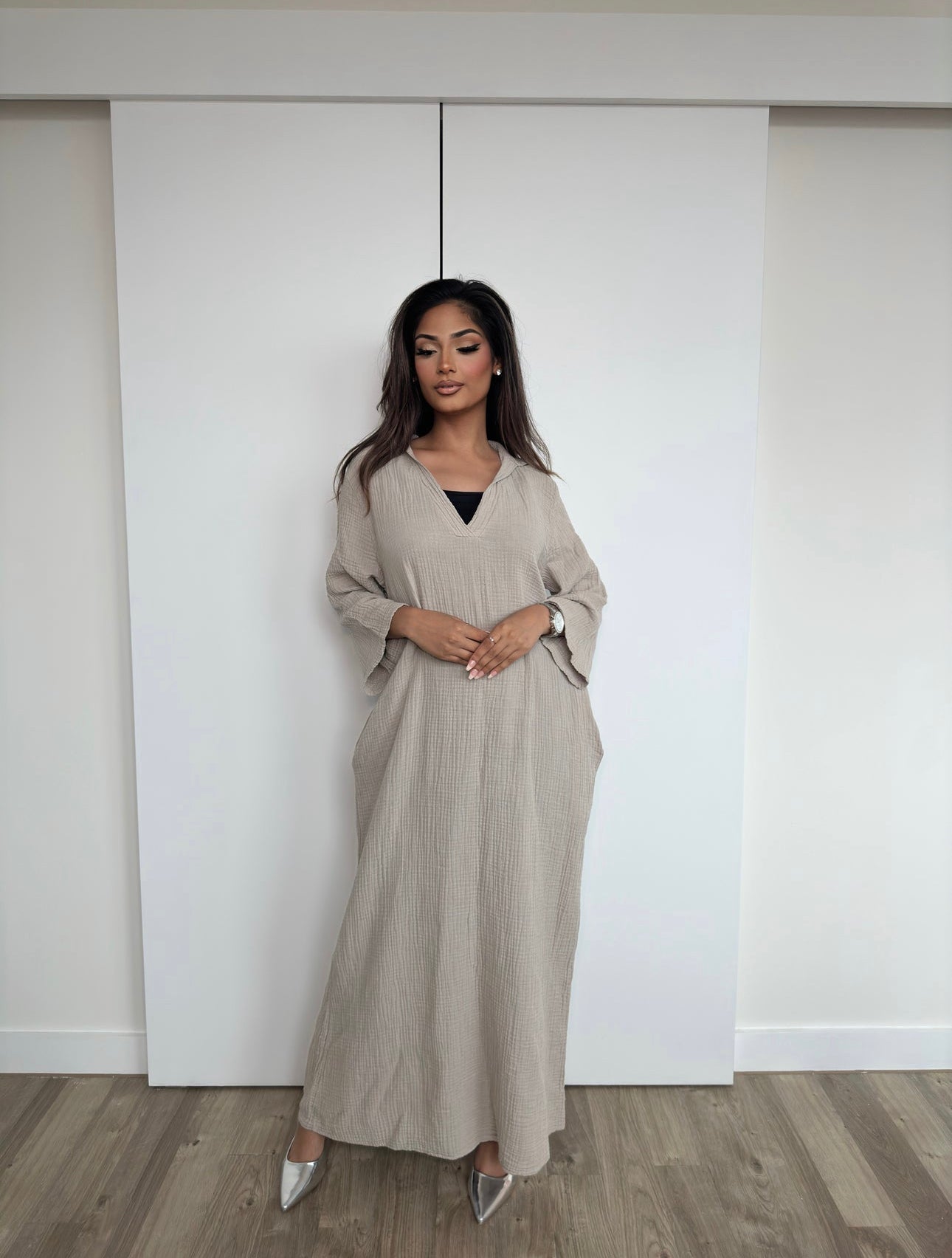 V NECK MAXI